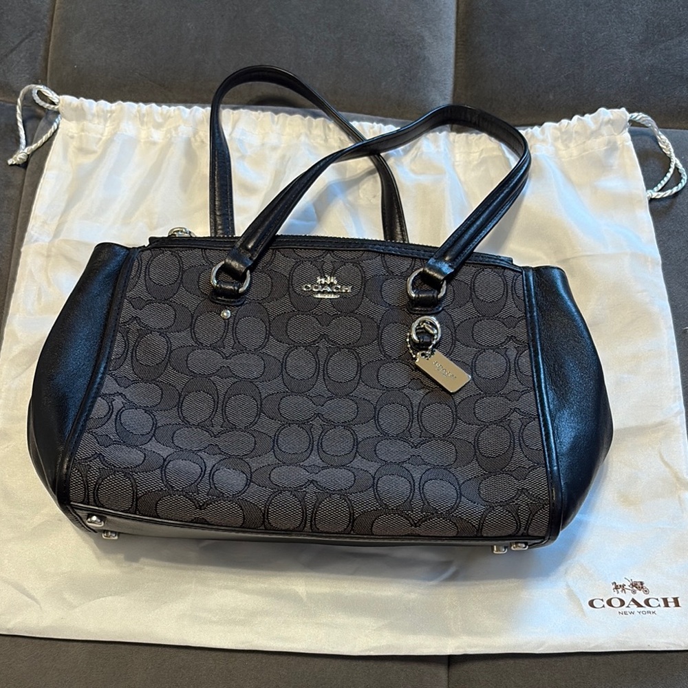 (Barely Worn) Coach Black and Gray Shoulder Bag with Signature Monogram